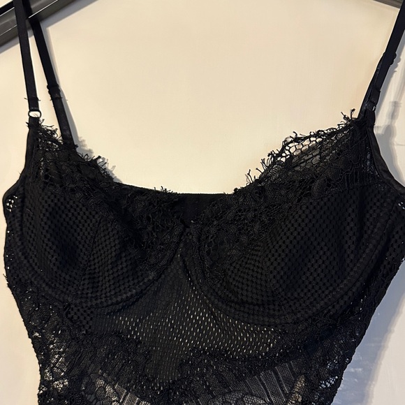 Bardot Britney Black Lace Bodysuit - Picture 6 of 7